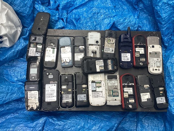 Joblot of mixed Phones