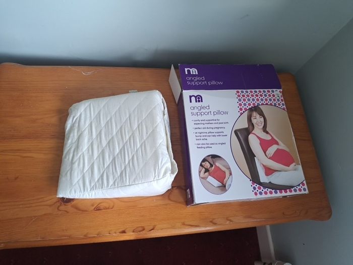Pregnancy pillow