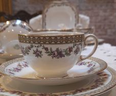 Aynsley tea trio