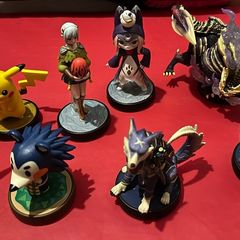 Nintendo Switch Amiibo Figures read description