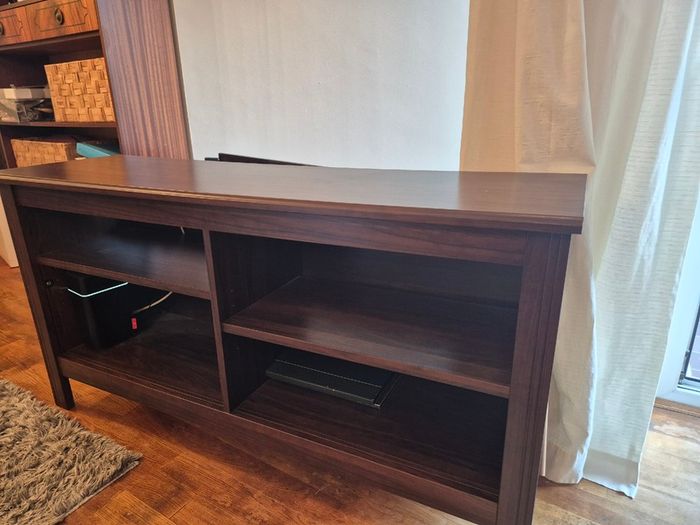 Bookcase / tv unit
