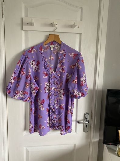 River Island ladies floral top