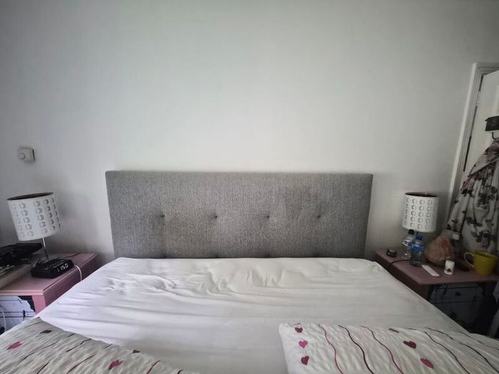 Superking ottoman bed
