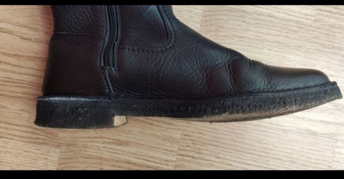 Clarks Originals Black Pebbled Leather Tall Knee High Boots  UK 6 / EU 39