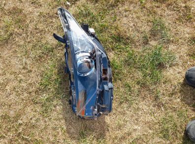Toyota Auris Front Headlight (Passenger side)