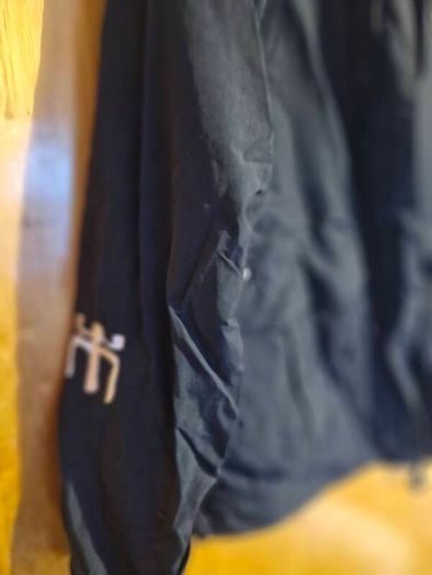 Black Hooded Outdoor Ski Jacket
