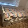 Ikea Daybed Image 2
