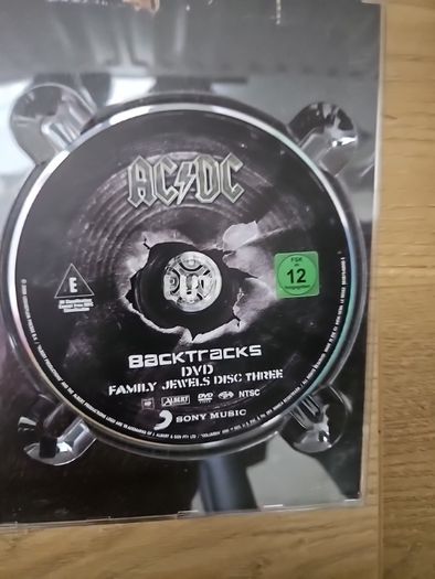AC/DC - Back Tracks.