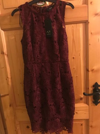 women dress  maroon size 8 lace