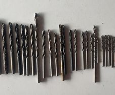 Lot of 32 USSR Metric Twist Drill Bits Set 2mm-6.9mm HSS R6M5 Jobber Taps NOS