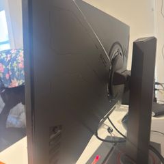 Asus Rog 180Hz IPS 1440p