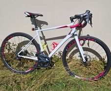 Cube Axial Pro Road Bike