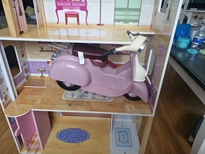 dolls house