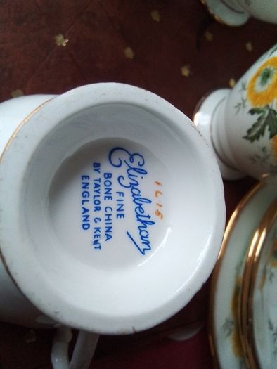 Elizabethan Teaset