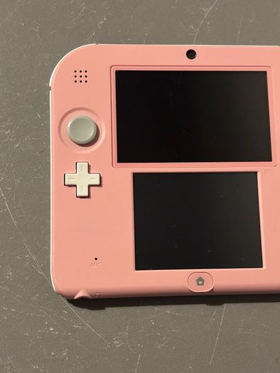 Nintendo 2DS Boxed