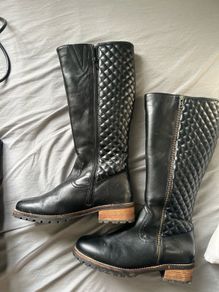 Womens Calf Length Leather Boots - Size UK 6 nearly new