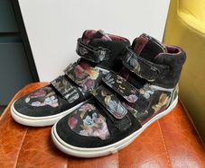 Froddo black flowers ankle boots