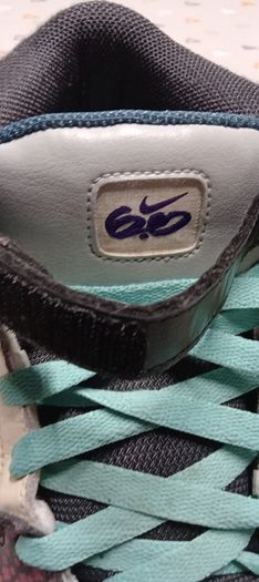 Nike Air Morgan  6.0   Trainers  (318886-302)