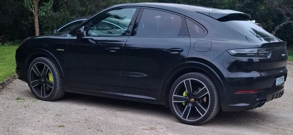 Beautiful Porsche Cayenne [Coupe] - 2022