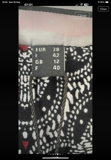 dress Bnwt Streetone sleeveless black & white print dress size 12