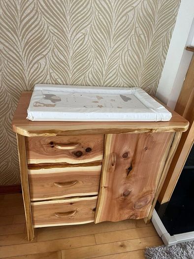 Custom made furniture / bespoke furniture