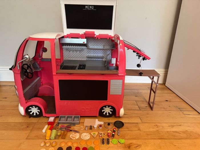 Food truck - our generation doll