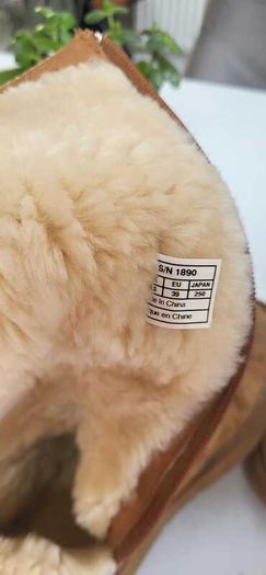 UGG Tan Midi Sz 6.5UK (Fit 6UK comfortably) - Rrp 260 (New)