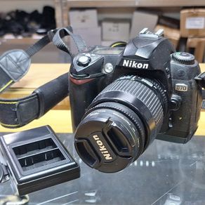 Nikon D70 DSLR Camera with AF Nikkor 35-80mm f/4-5.6 D Lens - 3 Months Warranty