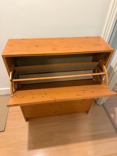 Shoe cabinet, shoe rack. FREE TO TAKE AWAY