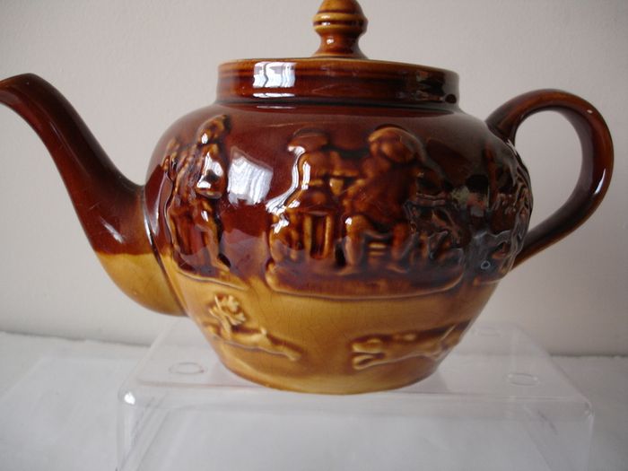 Arthur Wood Hunting Scene Lambeth Glazed  Stonewear Teapot early 1900's