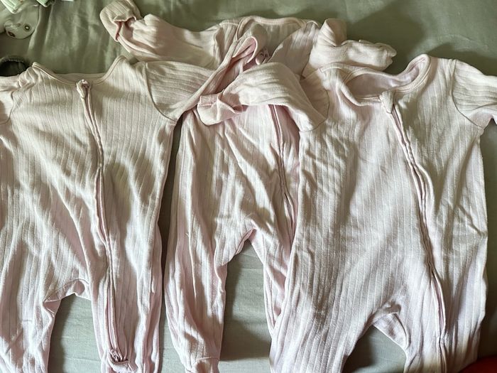 Baby girl, sleep suits