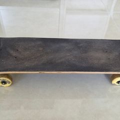 Skateboard + Spare Wheels, Bearings & Bones Speed