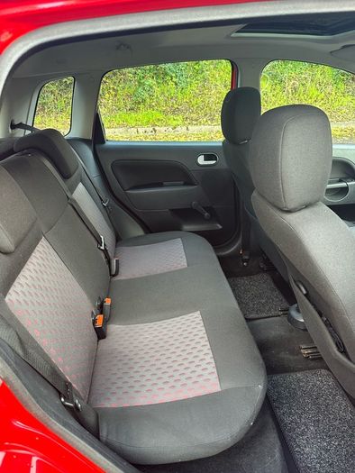 2005 Ford Fiesta