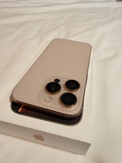 iPhone 16 Pro