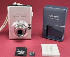 Canon PowerShot SD600 Digital ELPH CCD