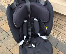 Child safety seat