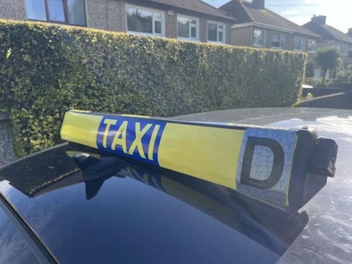 Taxi roof sign bundle