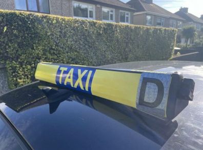 Taxi roof sign bundle