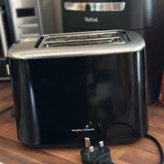 Morphy Richards 2-Slice Toaster - Black & Chrome