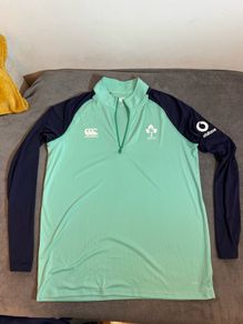 Irish  rugby training top size medium perfect condition