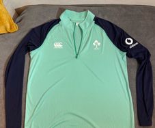 Irish  rugby training top size medium perfect condition