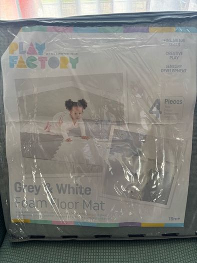 Grey & White Foam Floor Playmat