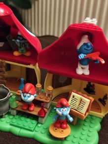 Papa Smurf Mega Bloks Village House