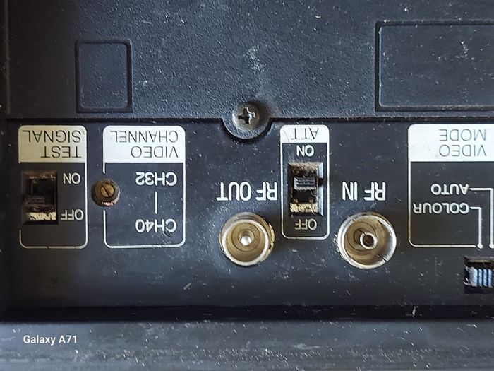 Mitsubishi Video Cassette Recorder Model HS-347E, no remote, in excellent cosmetic condition
