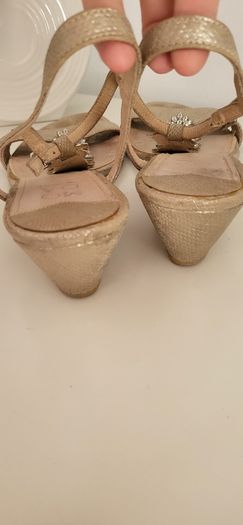 MODA in PELLE leather jewelled sandals with low platform Sz 41 (Fit 7- 7.5 UK)