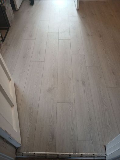Supply and install  laminate flooring