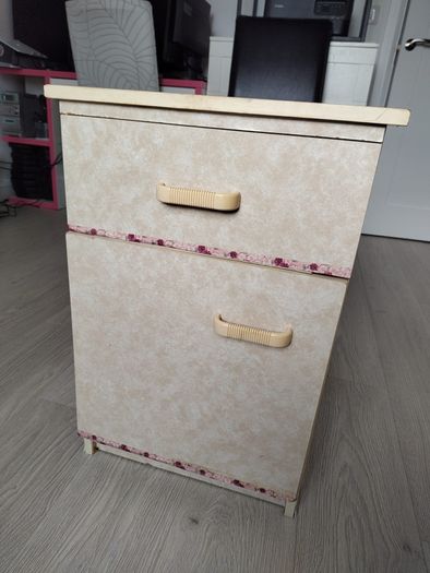 chest of drawer