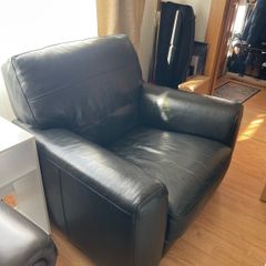 Free - Black leather armchair
