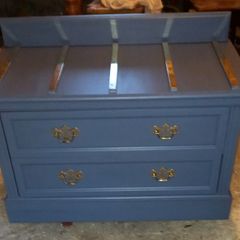 Chest of drawers