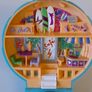 Vintage Polly Pocket Pollys Beach House Image 5